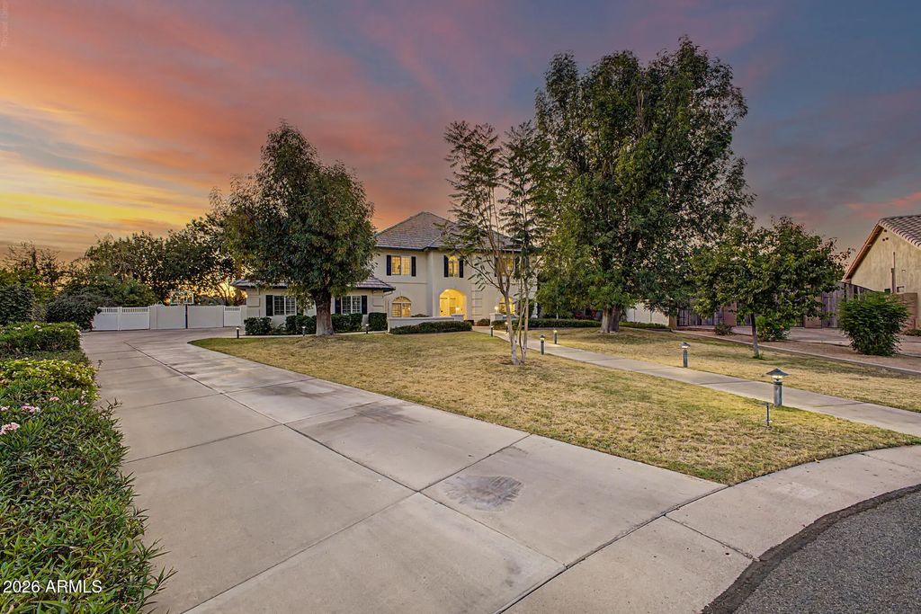 4402 E Indigo Bay Drive, Gilbert