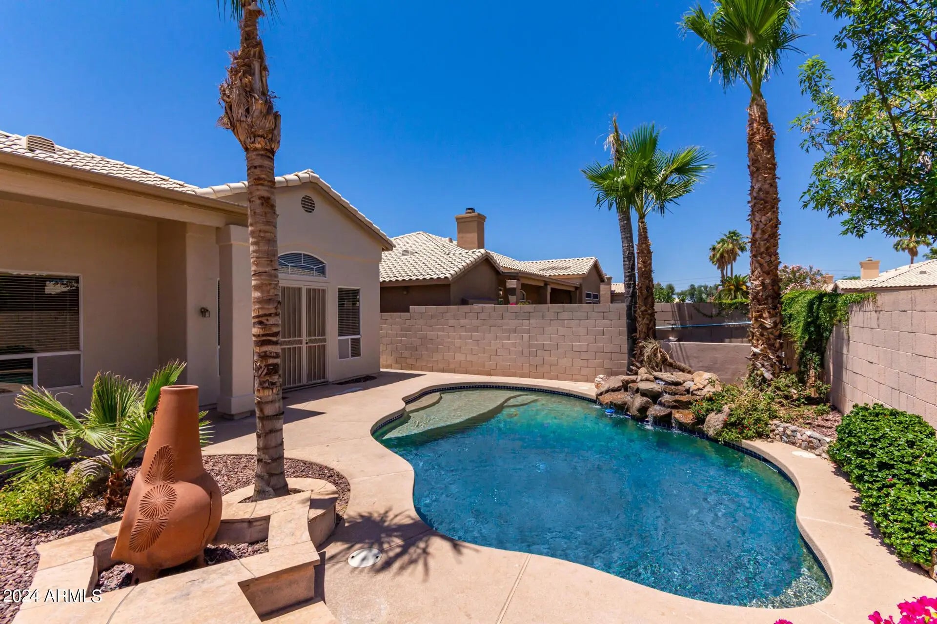 Photo of Listing #7006089