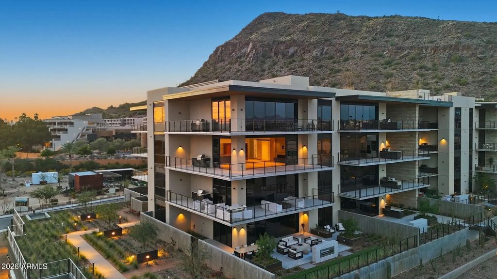 4849 N Camelback Rdg Drive (unit B302), Scottsdale