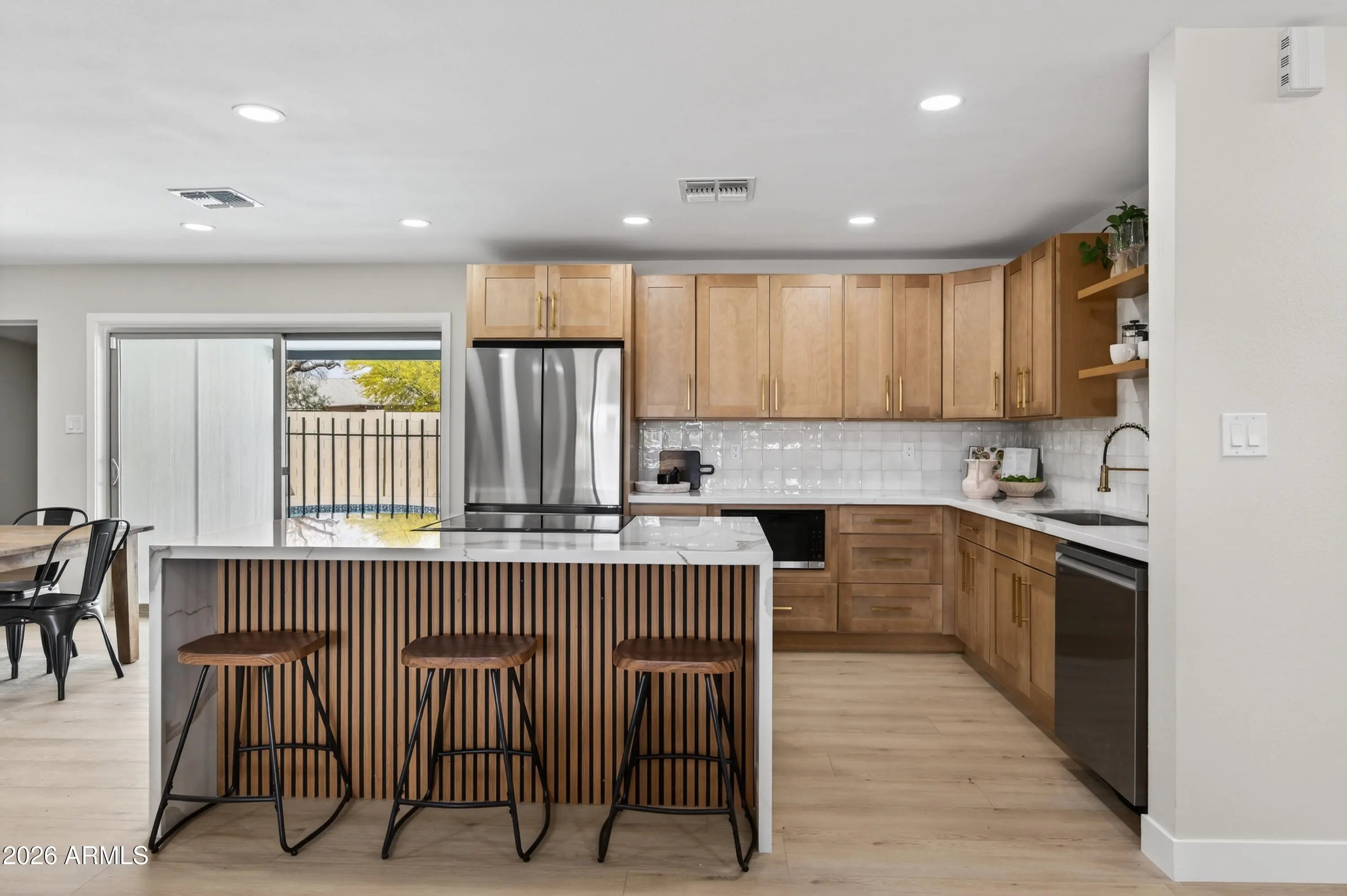 Photo of Listing #7008678