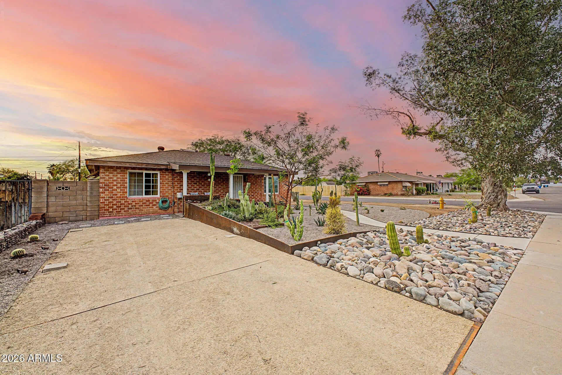 Photo of Listing #7007320