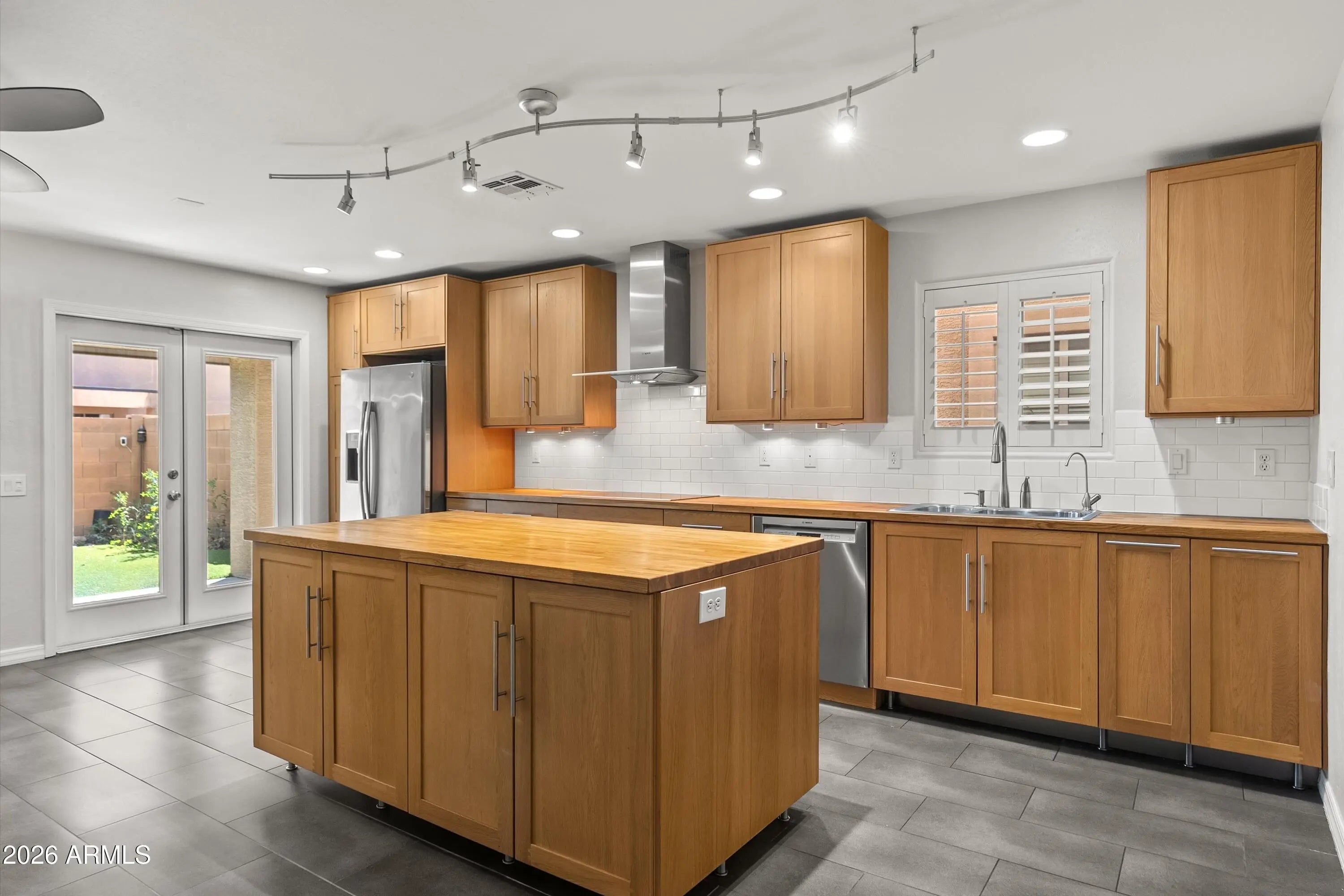 Photo of Listing #7007340