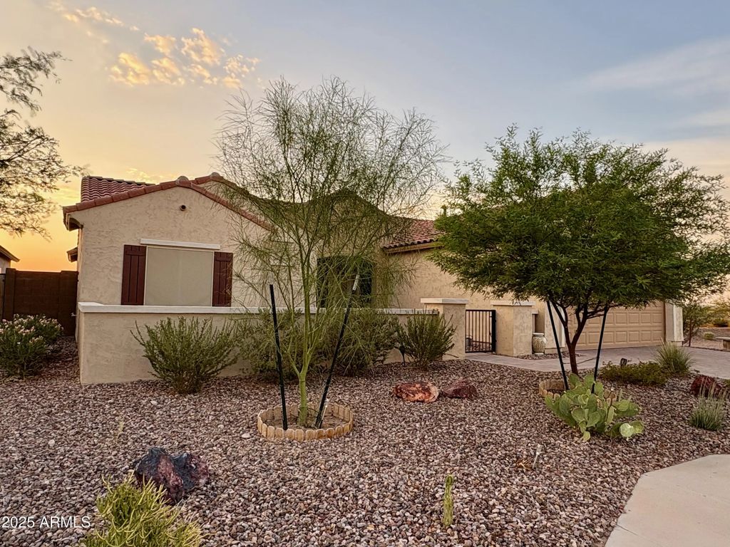 2525 N Riverside Drive, Florence