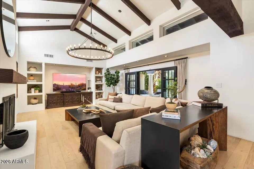 Photo of Listing #7008183