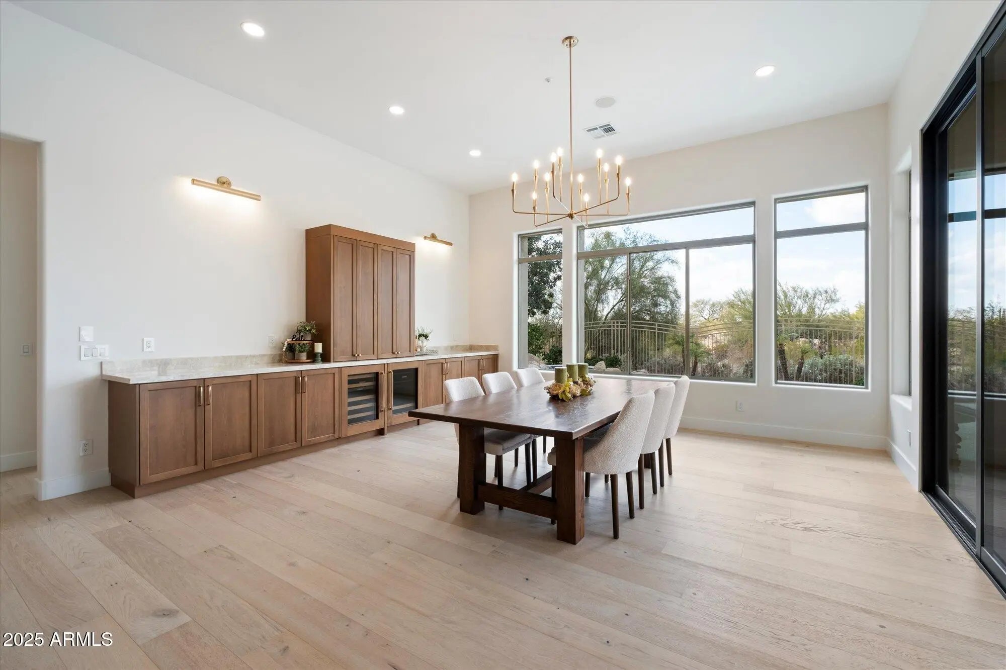 Photo of Listing #7007417