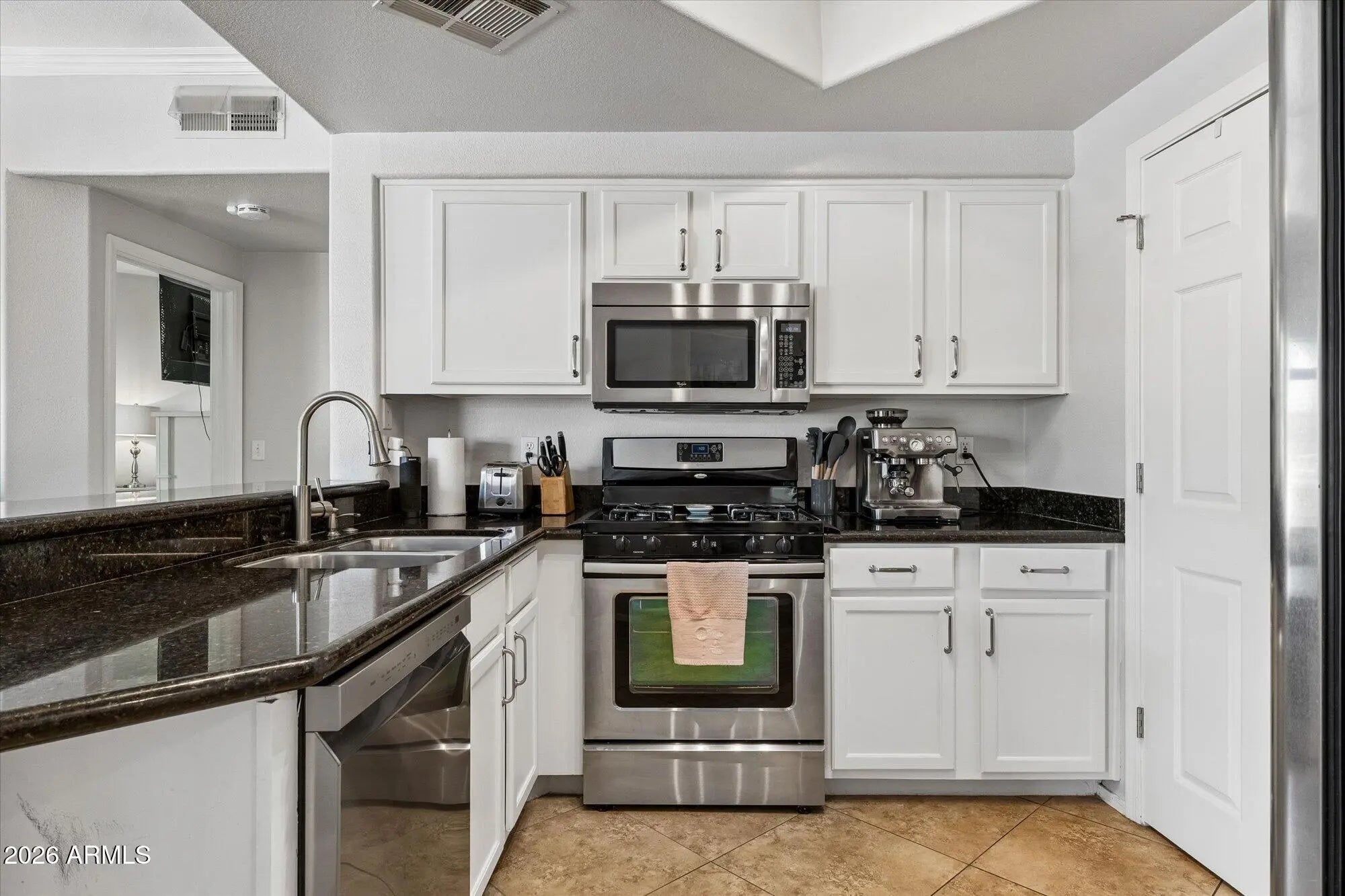 Photo of Listing #7008635