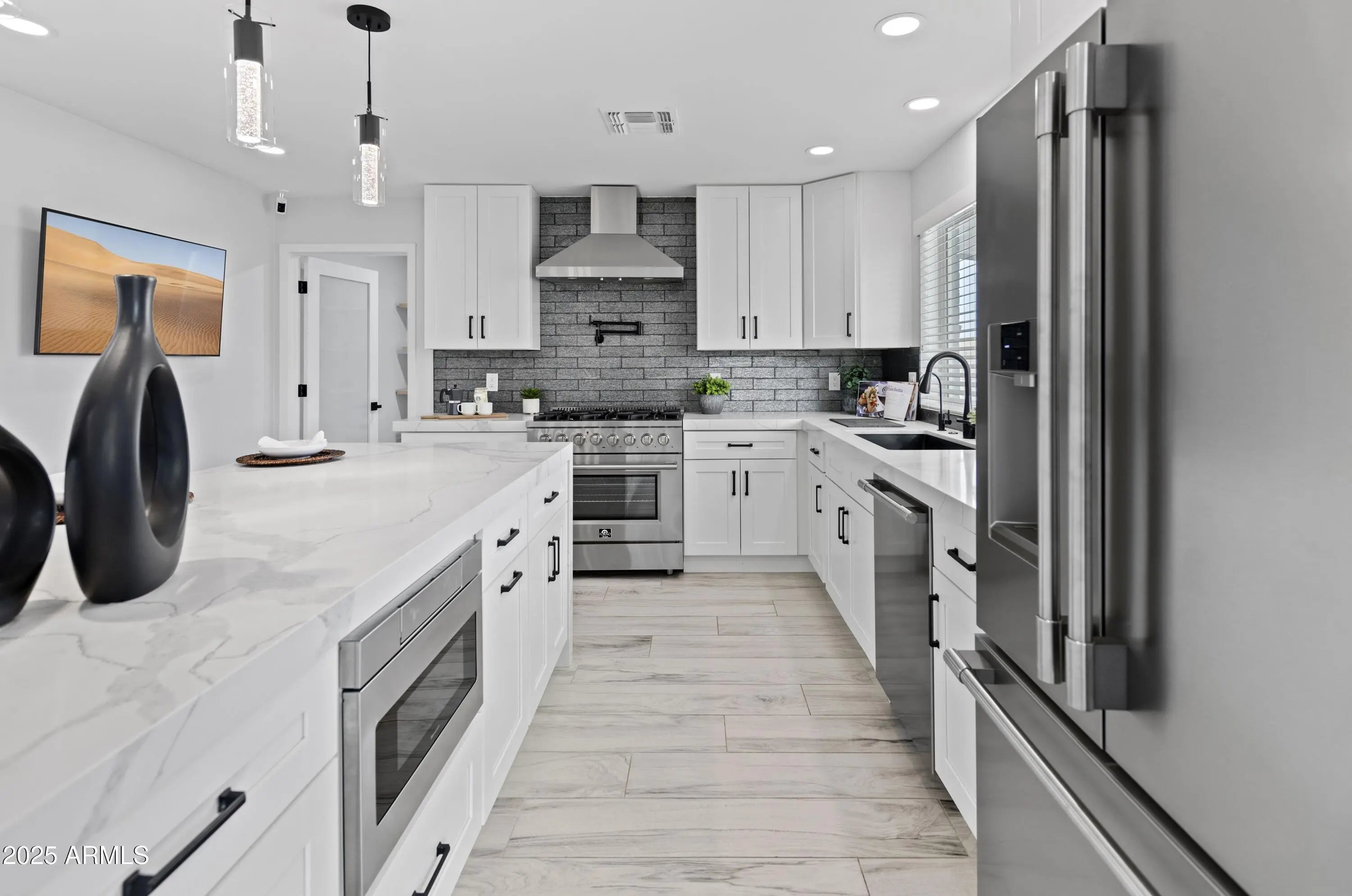 Photo of Listing #7007530