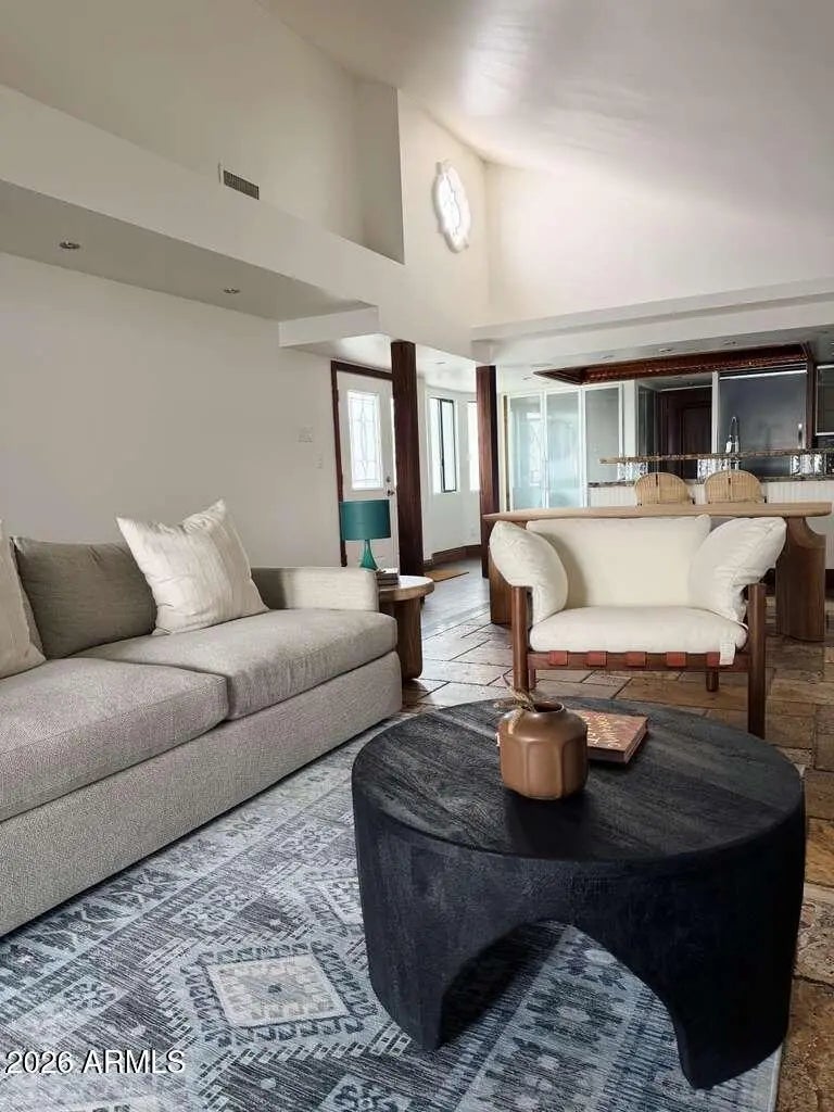 Photo of Listing #7007630