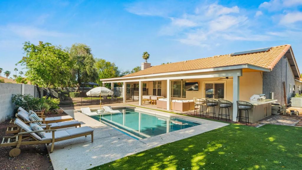 5449 E Phelps Road, Scottsdale
