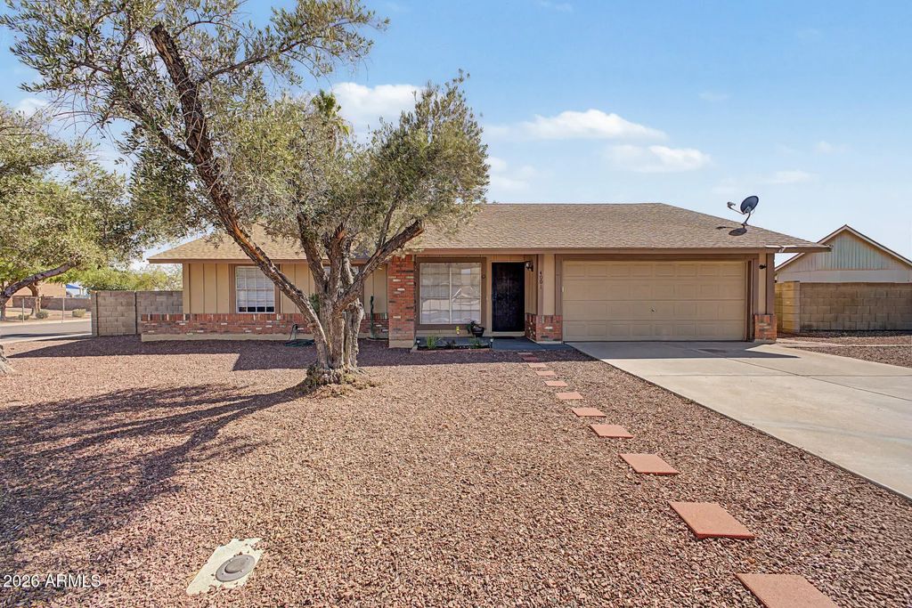 4001 W Villa Rita Drive, Glendale