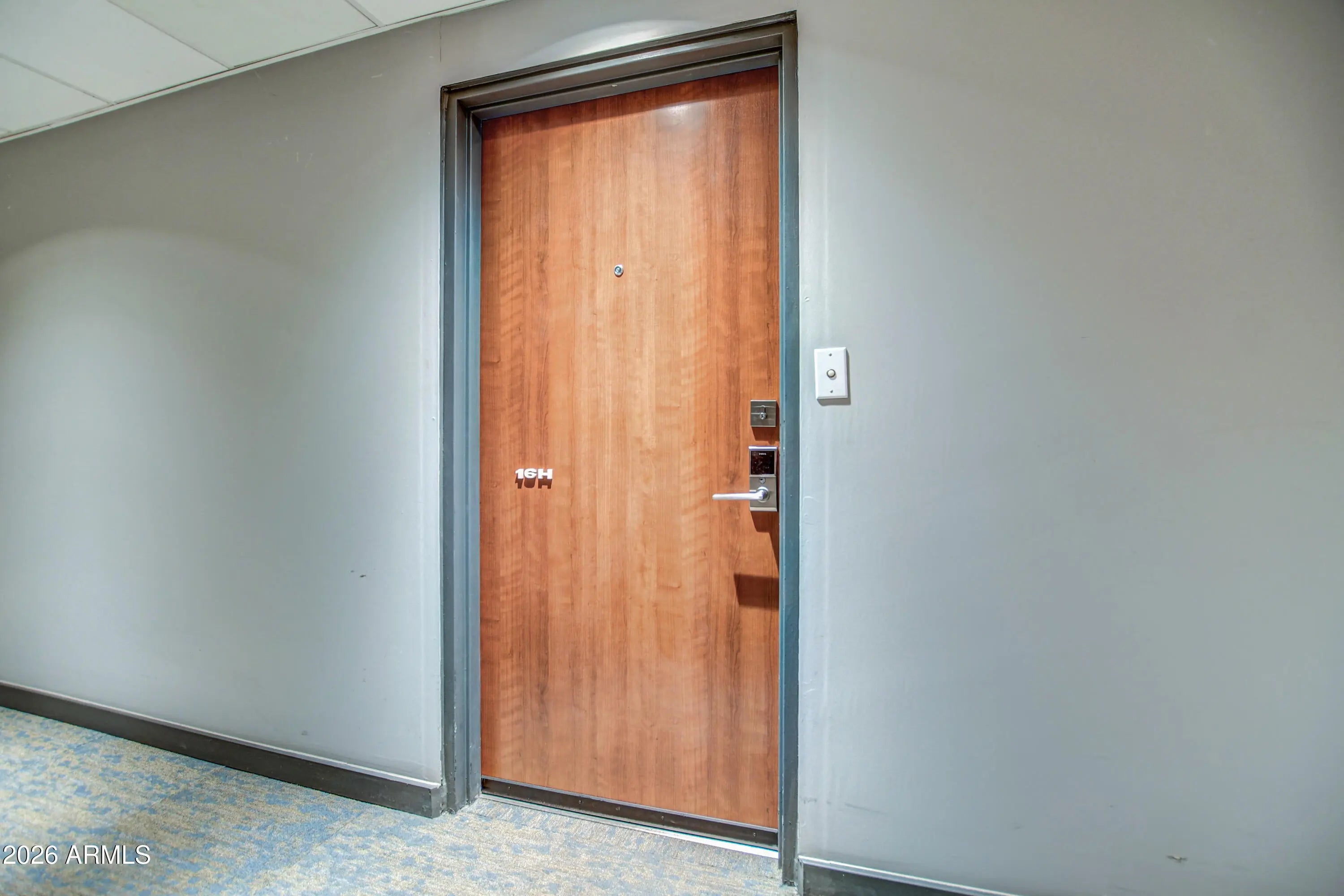 Photo of Listing #7009403