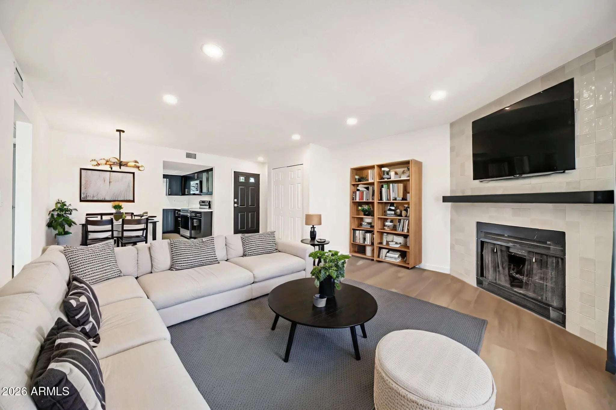 Photo of Listing #7008956