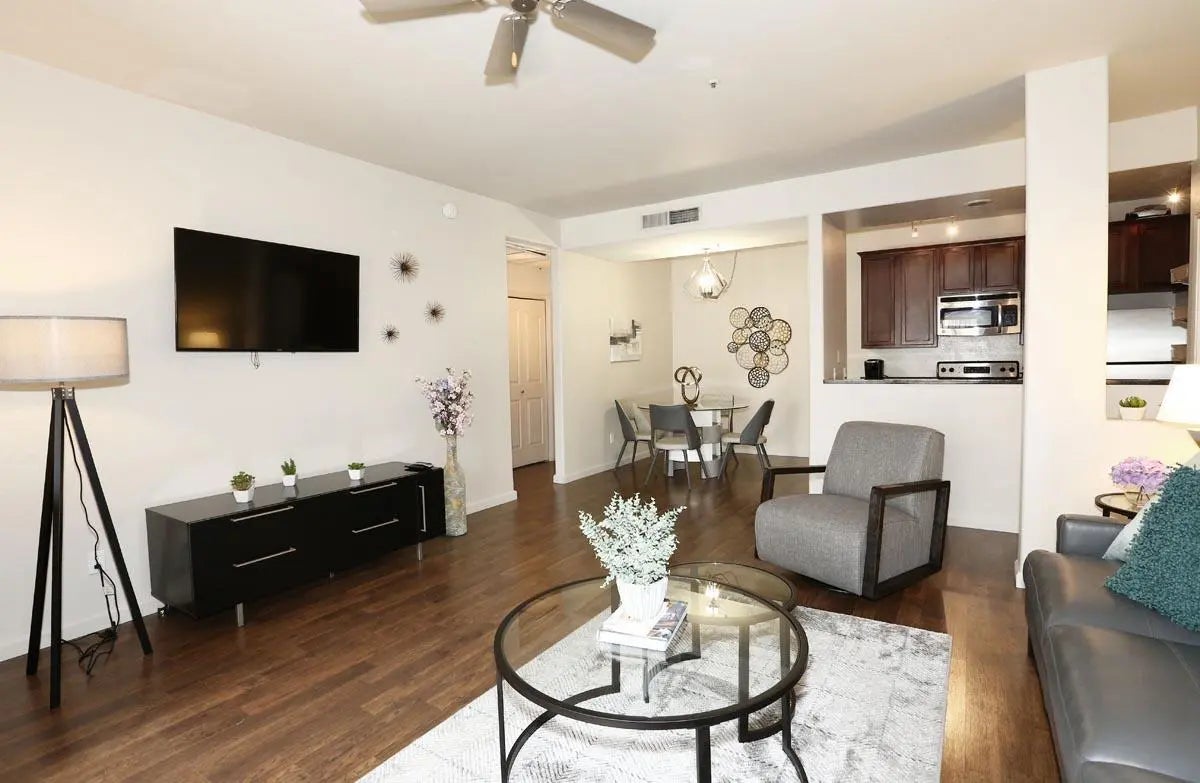 Photo of Listing #7008857