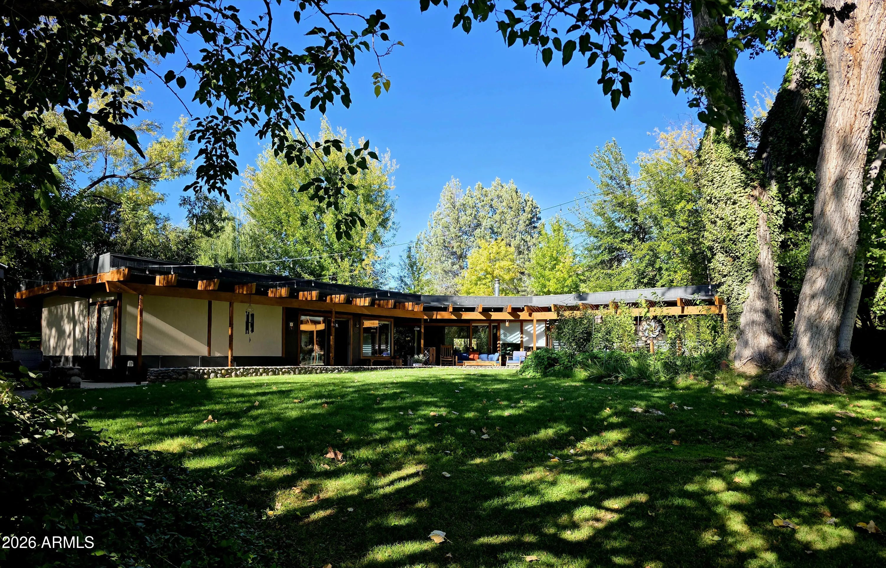 Photo of Listing #7009061