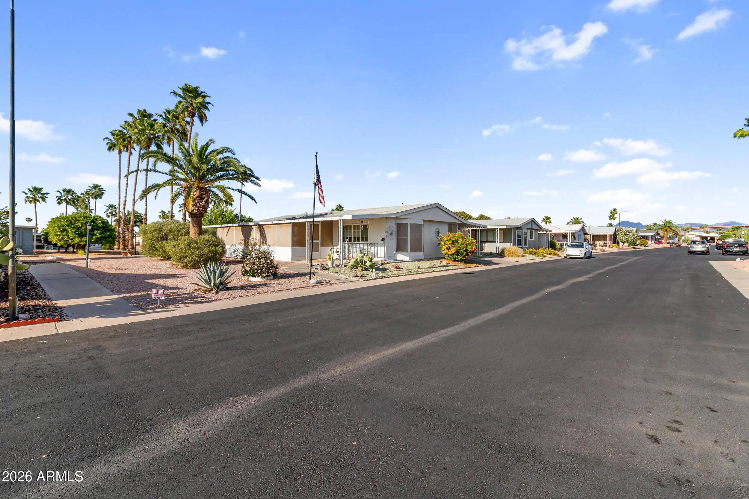 Photo of Listing #7009781