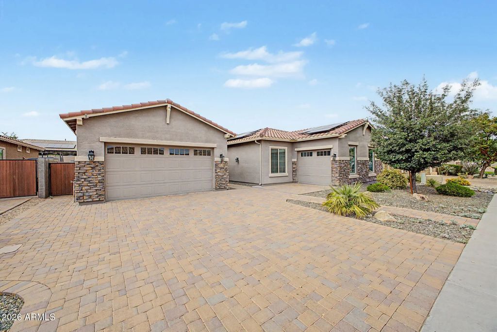 6618 W Madre Del Oro Drive, Phoenix