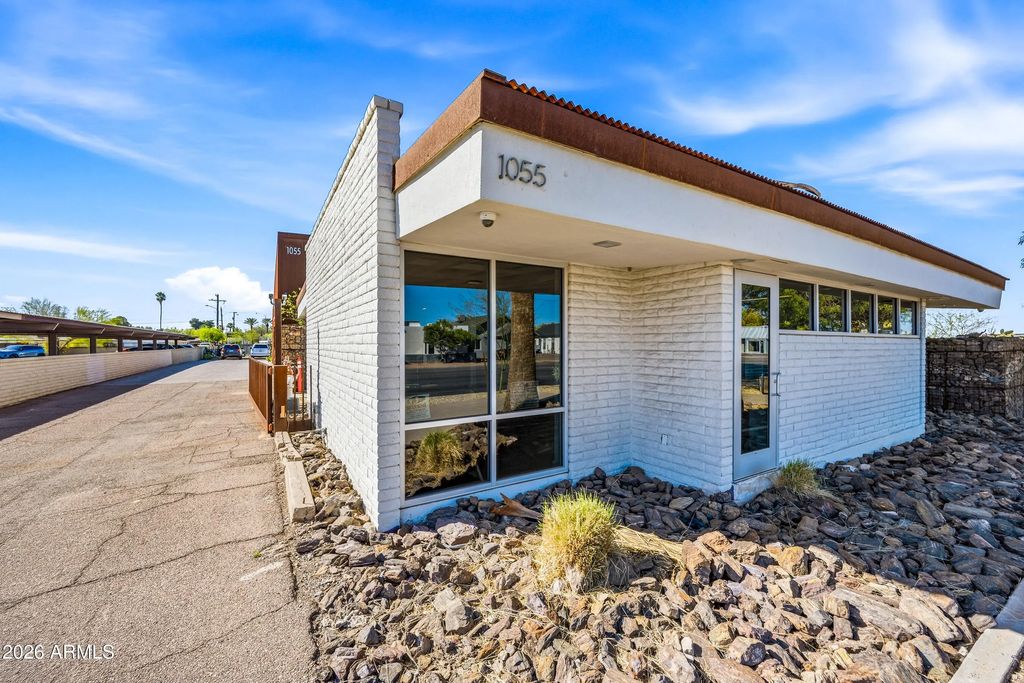 1055 E Indian School Road, Phoenix