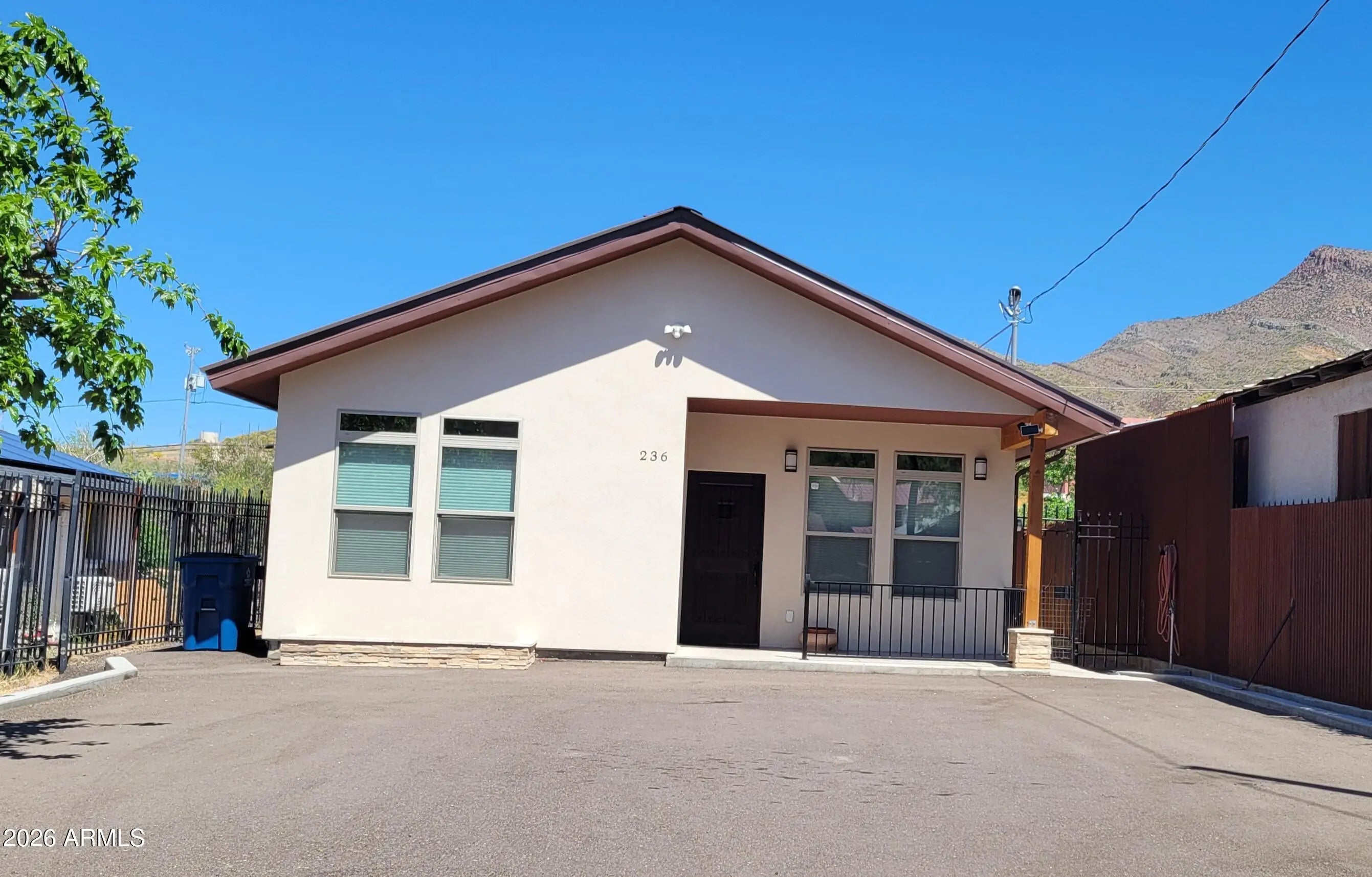 Photo of Listing #7010337