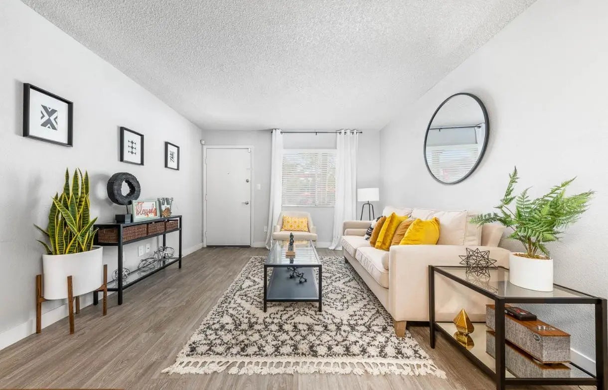 Photo of Listing #7010590