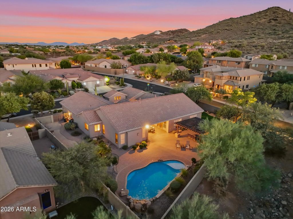 38804 N Courage Court, Anthem