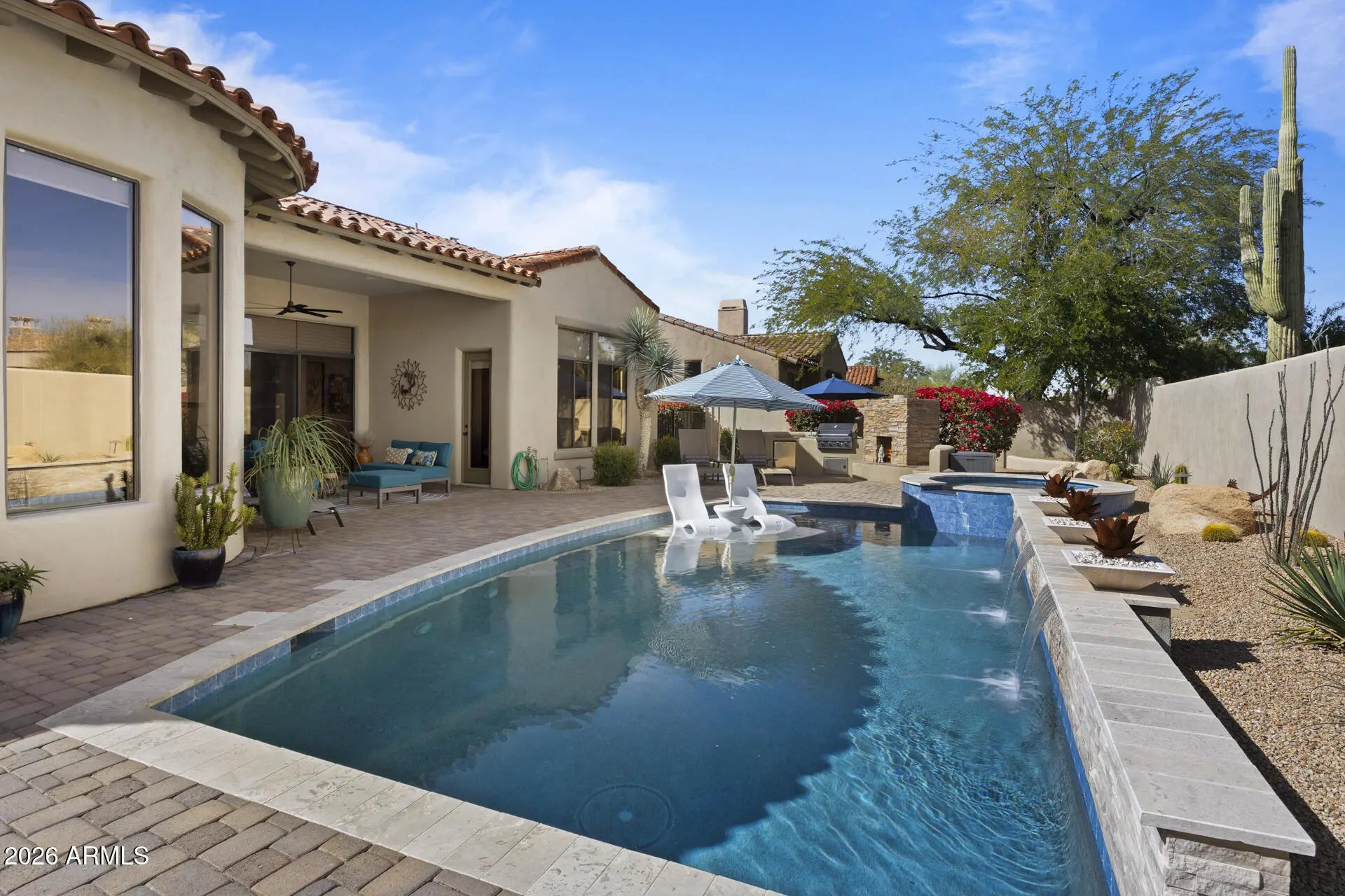 Photo of Listing #7011372