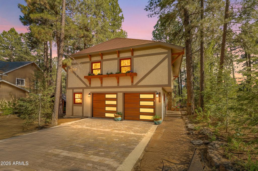 3480 S Moore Circle, Flagstaff