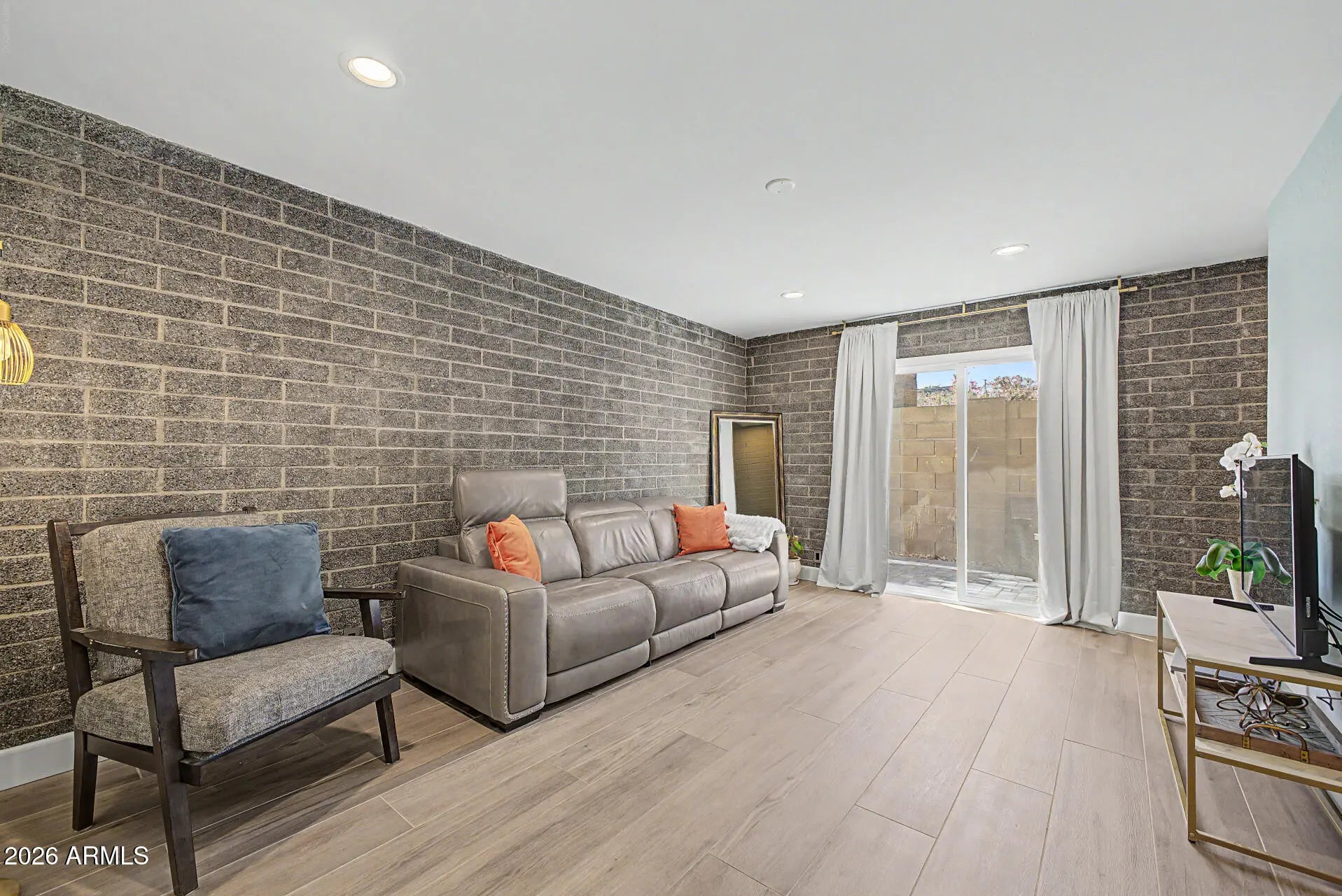 Photo of Listing #7014440