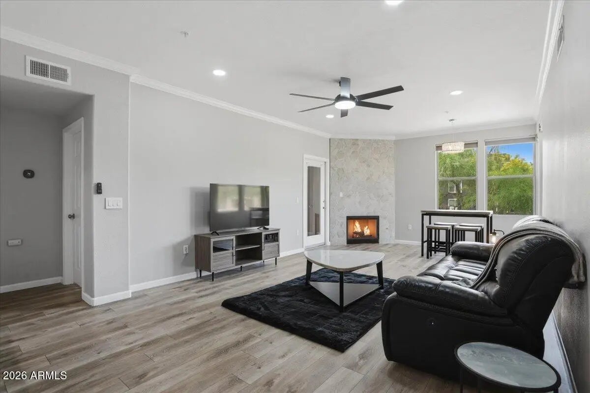 Photo of Listing #7015839