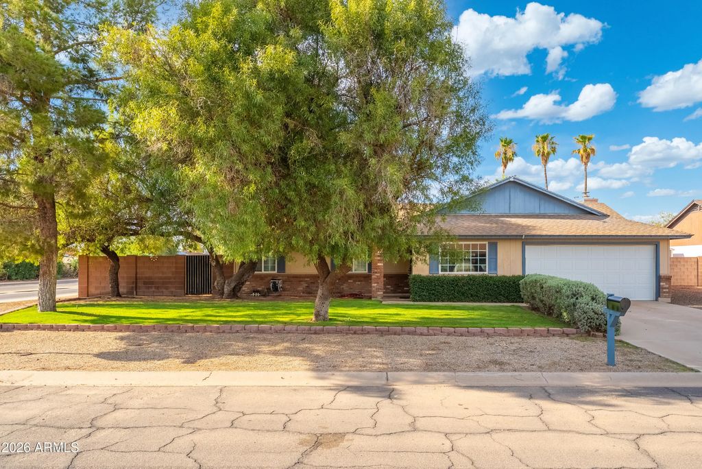 502 E Gabrilla Drive, Casa Grande