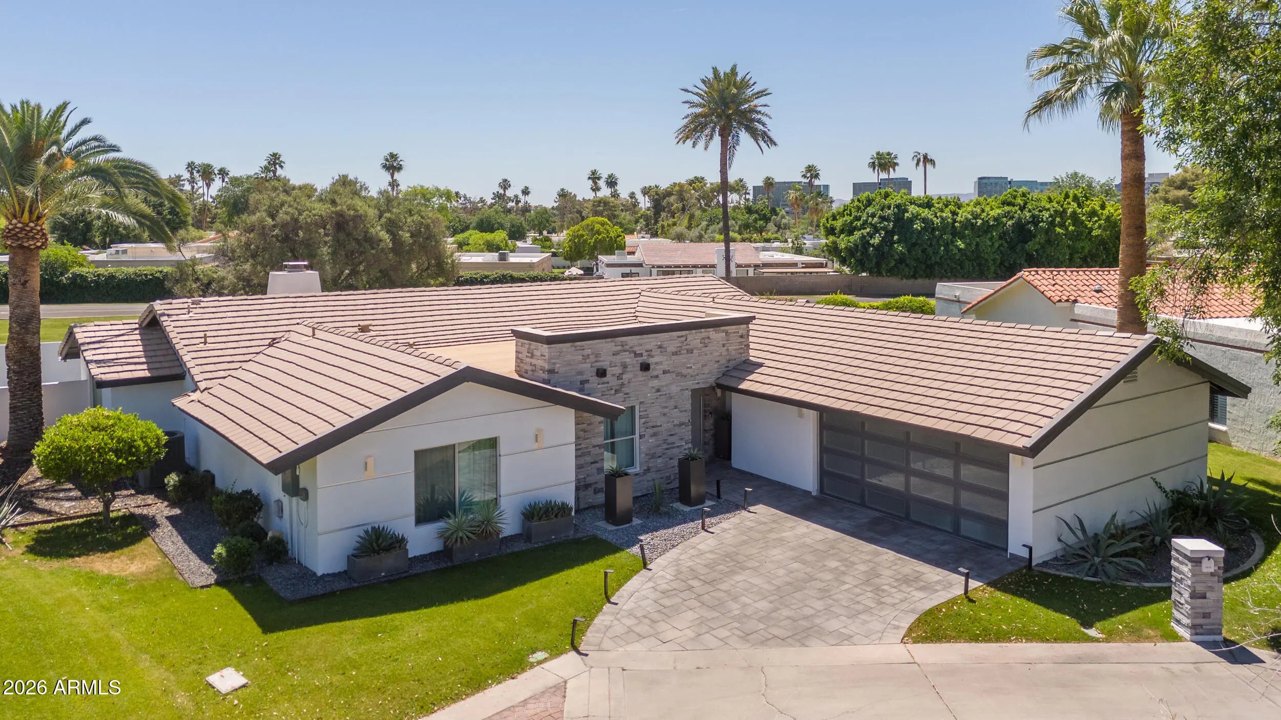 Photo of Listing #7013035