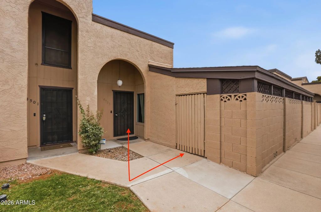 4503 W Continental Drive, Glendale
