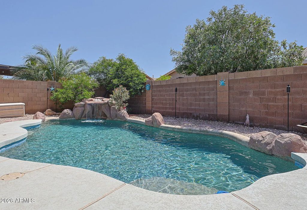 17627 W Wind Song Avenue, Goodyear