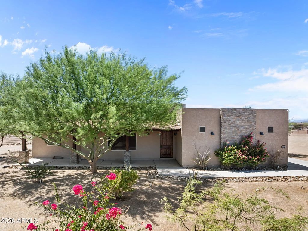 22544 W Barwick Drive, Wittmann