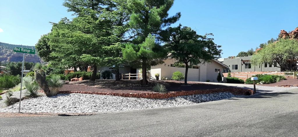 15 Red Range Circle, Sedona
