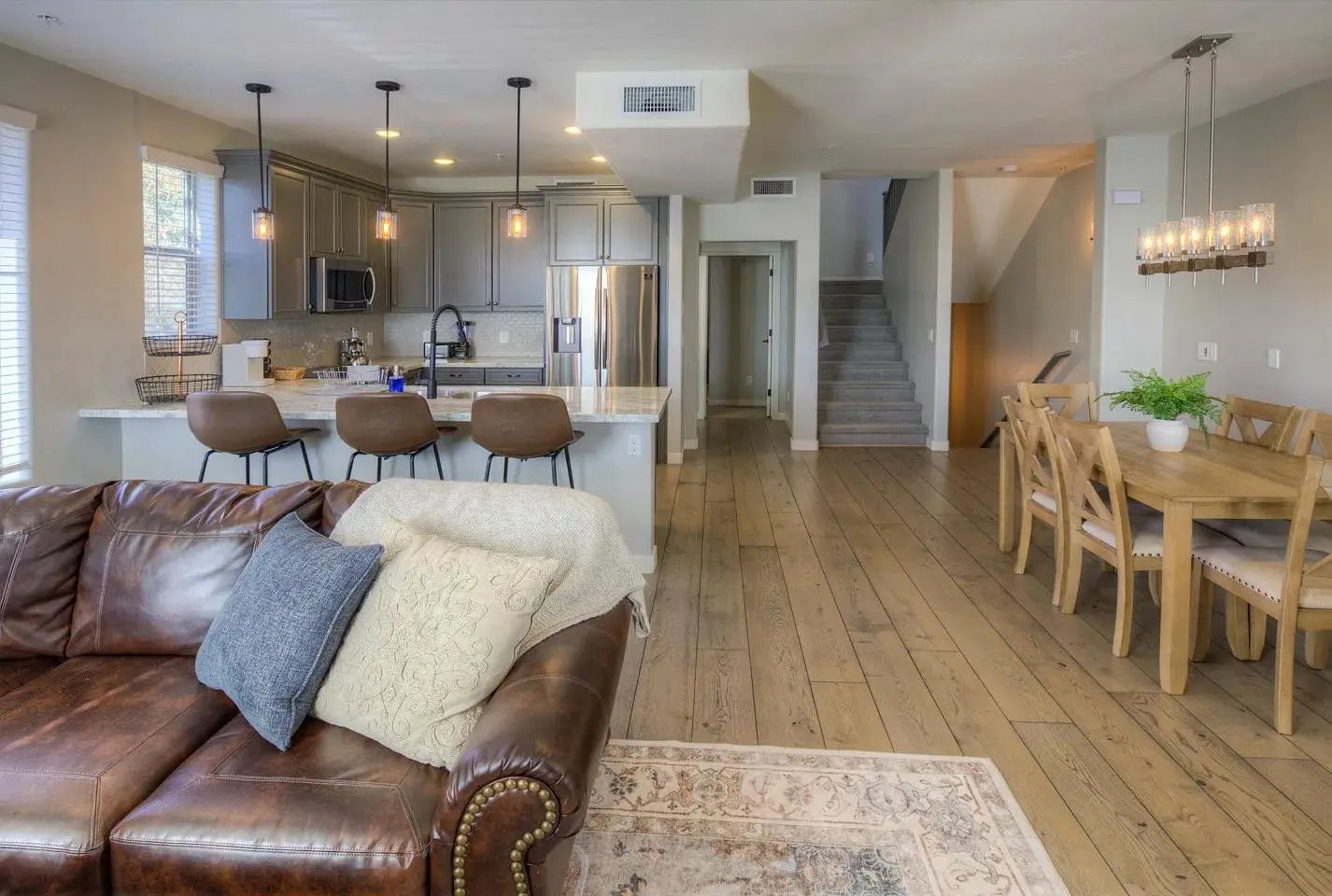 Photo of Listing #7014240