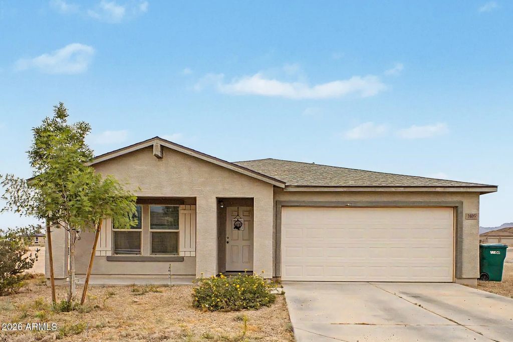 3805 N Juniper Drive, Eloy