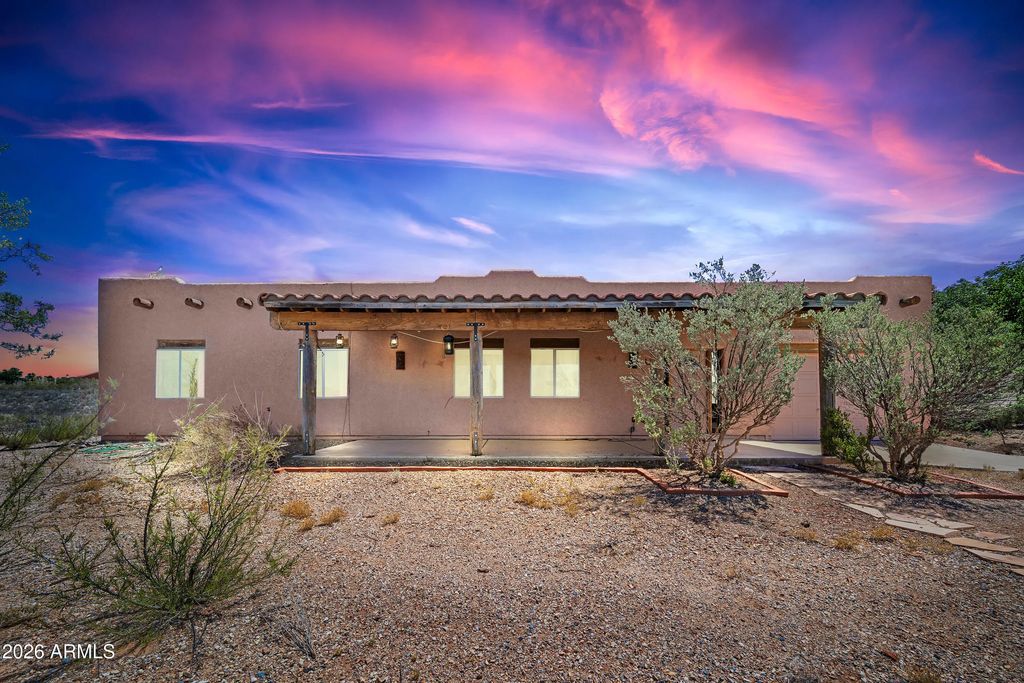 1537 E Apache Way, Tombstone
