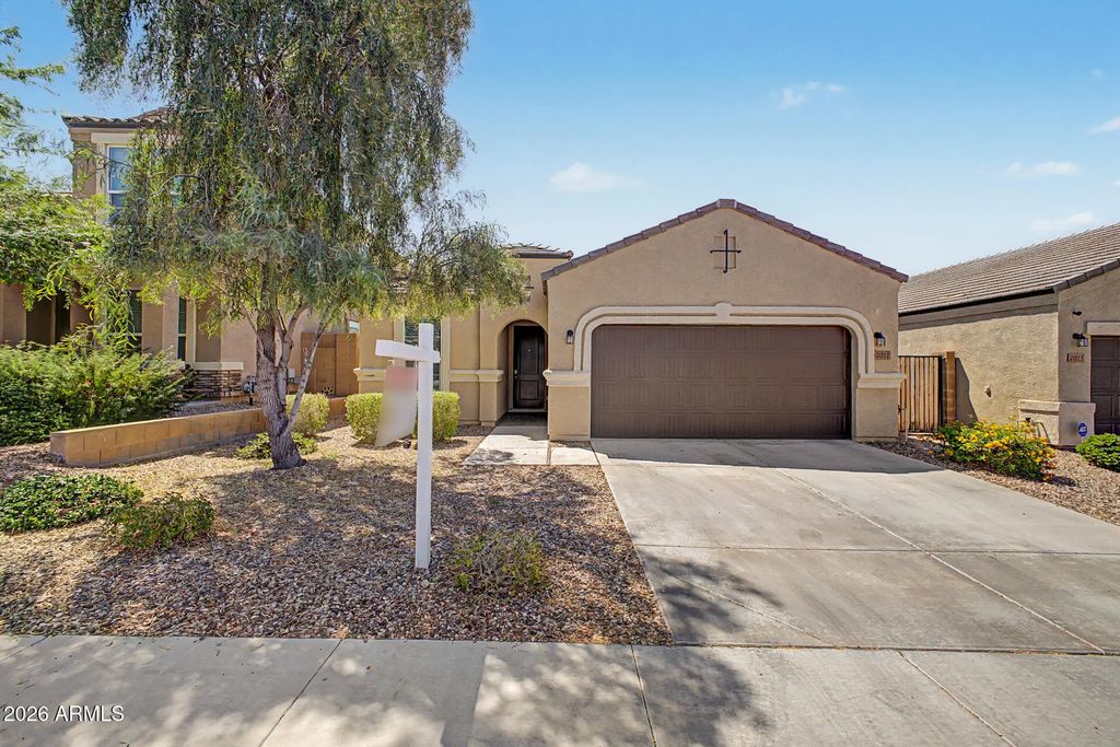2011 W Yellowbird Lane, Phoenix