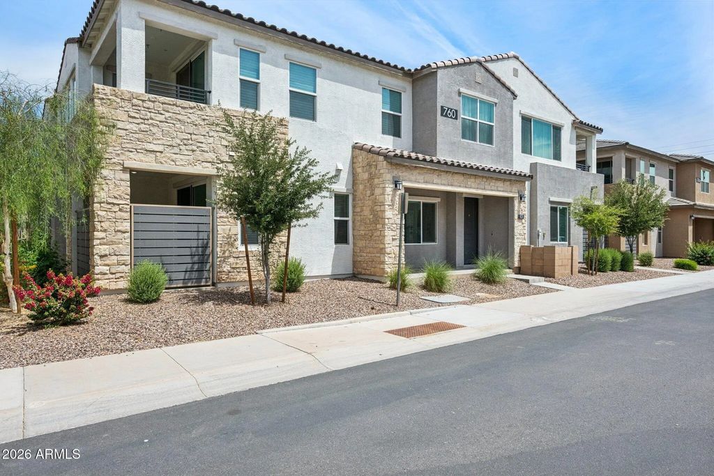 760 E Doral Avenue (unit 101), Gilbert