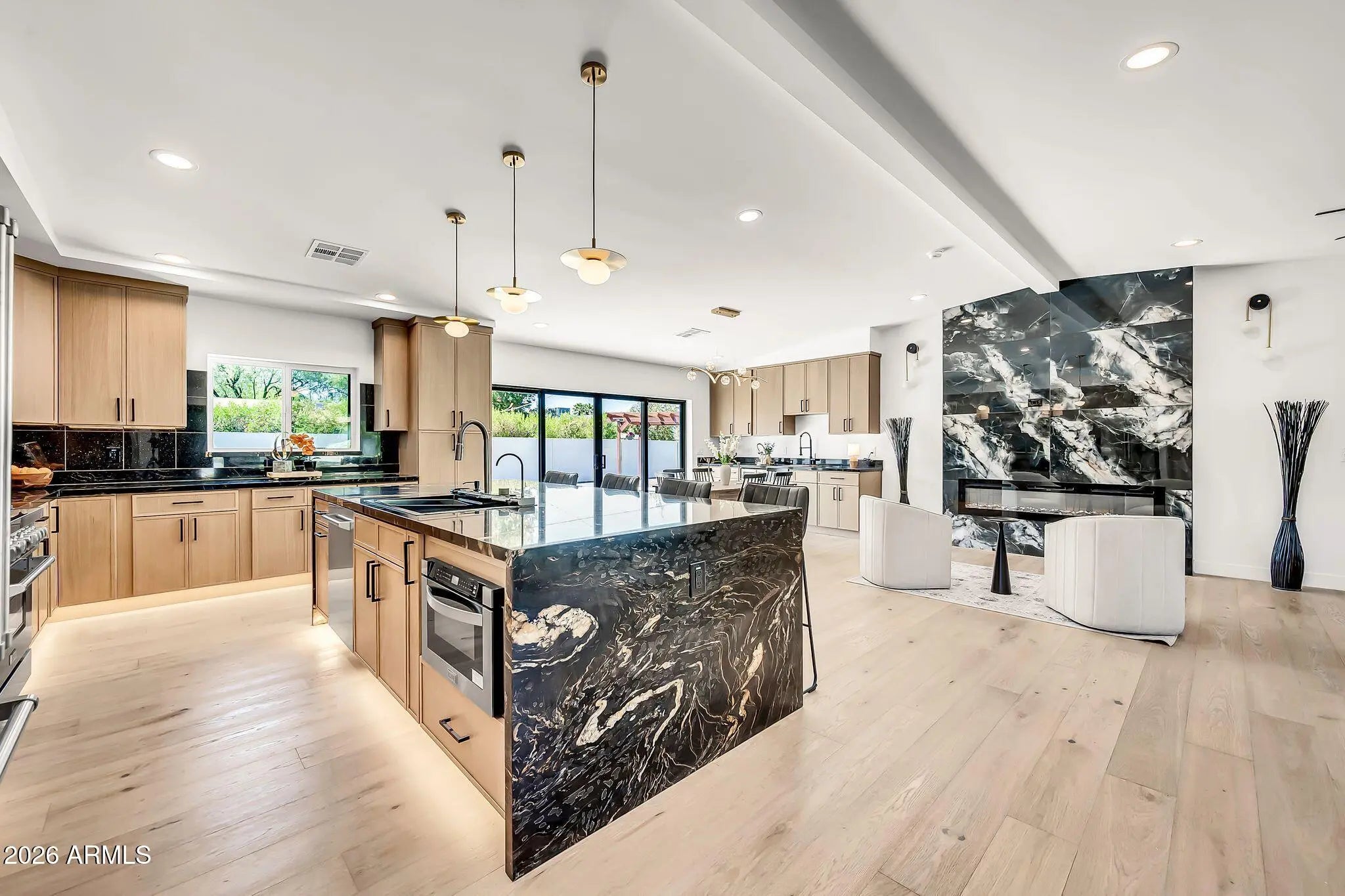 Photo of Listing #7015131