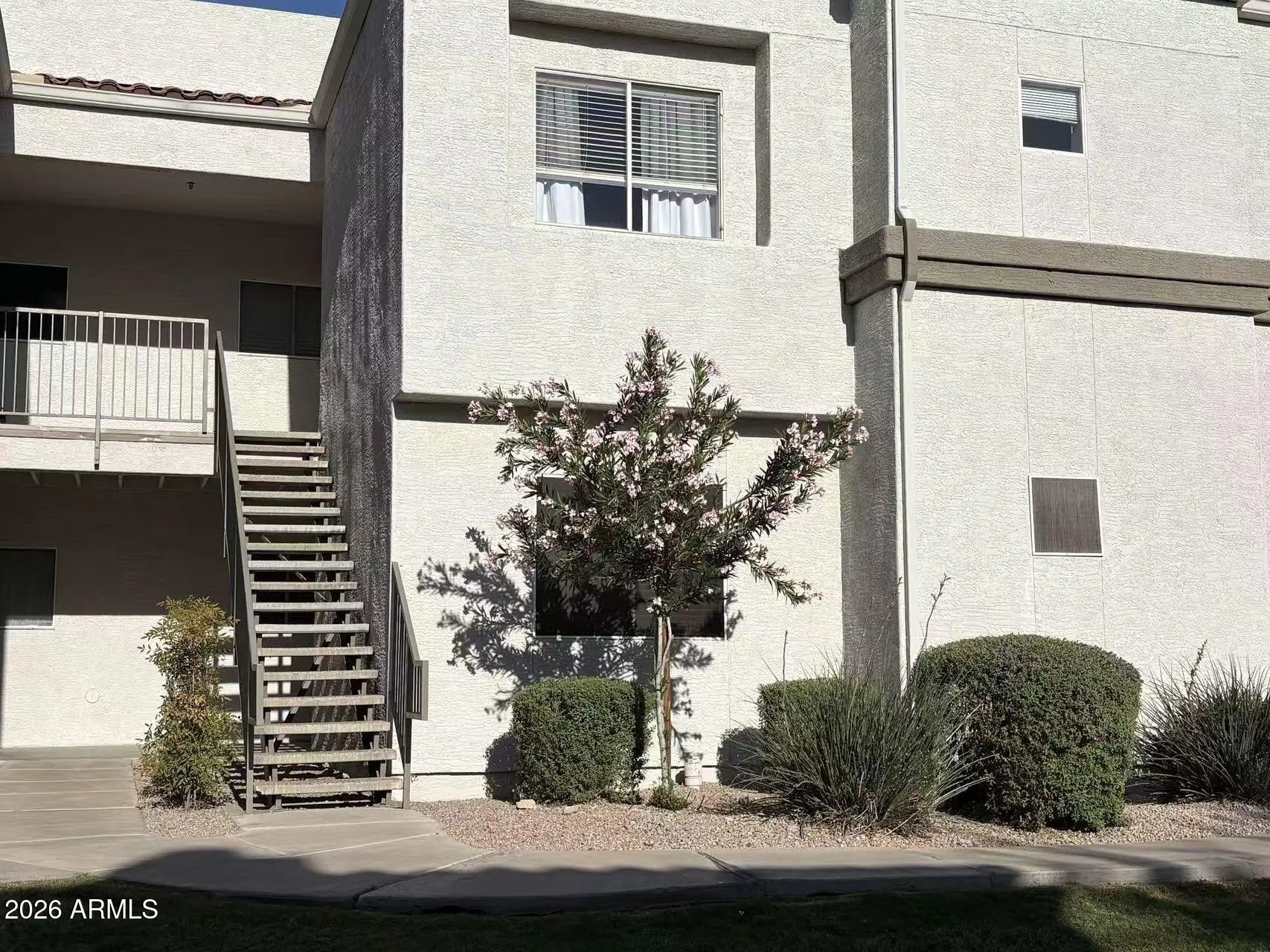 Photo of Listing #7015319