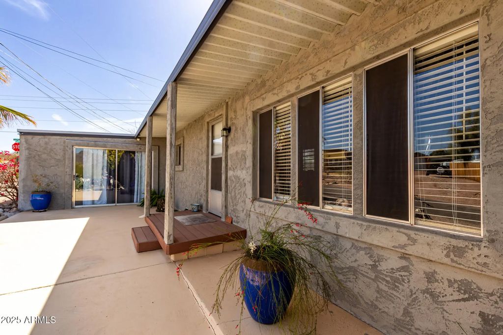 30 N Lilly Court, Queen Valley