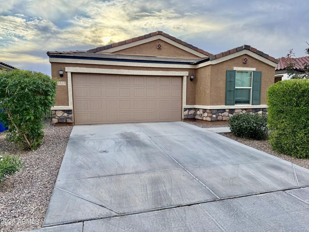 5838 S 23rd Drive, Phoenix