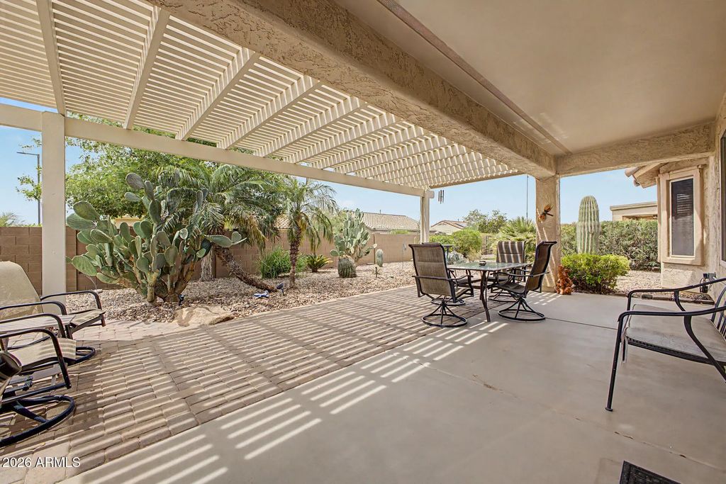 6709 W Willow Way, Florence
