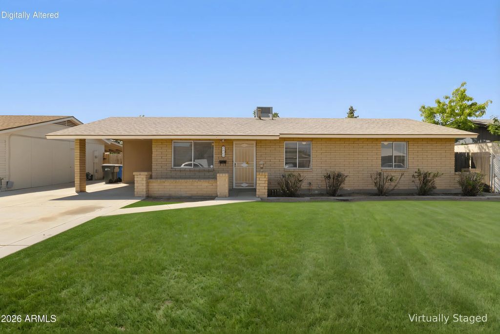 8825 W Roma Avenue, Phoenix