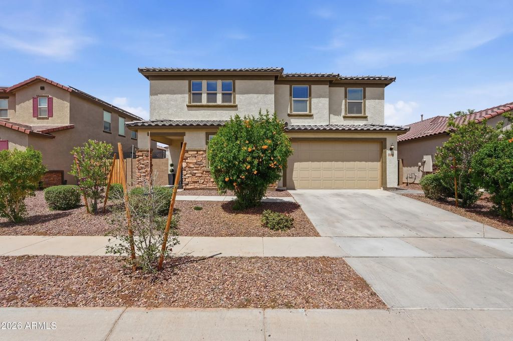 17168 W Running Deer Trail, Surprise