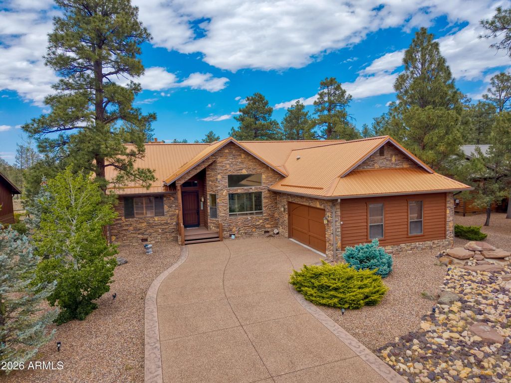 5498 N Elk Spgs -- (unit E), Lakeside
