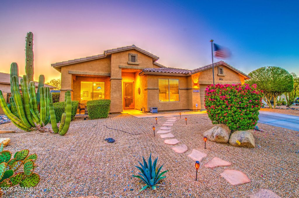 10282 S 185th Avenue, Goodyear
