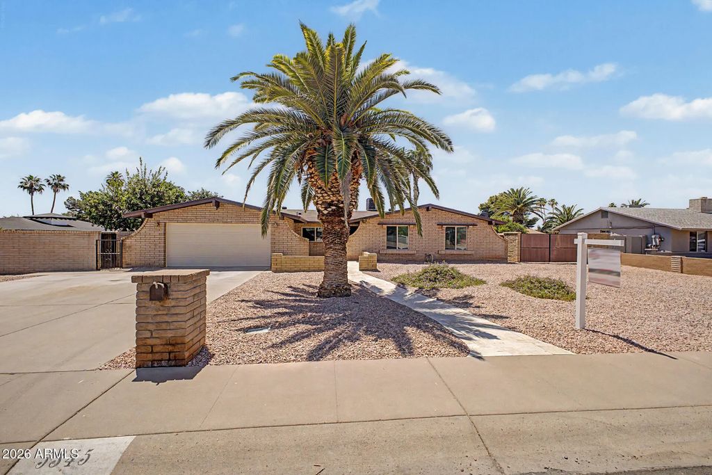 5345 E Gelding Drive, Scottsdale