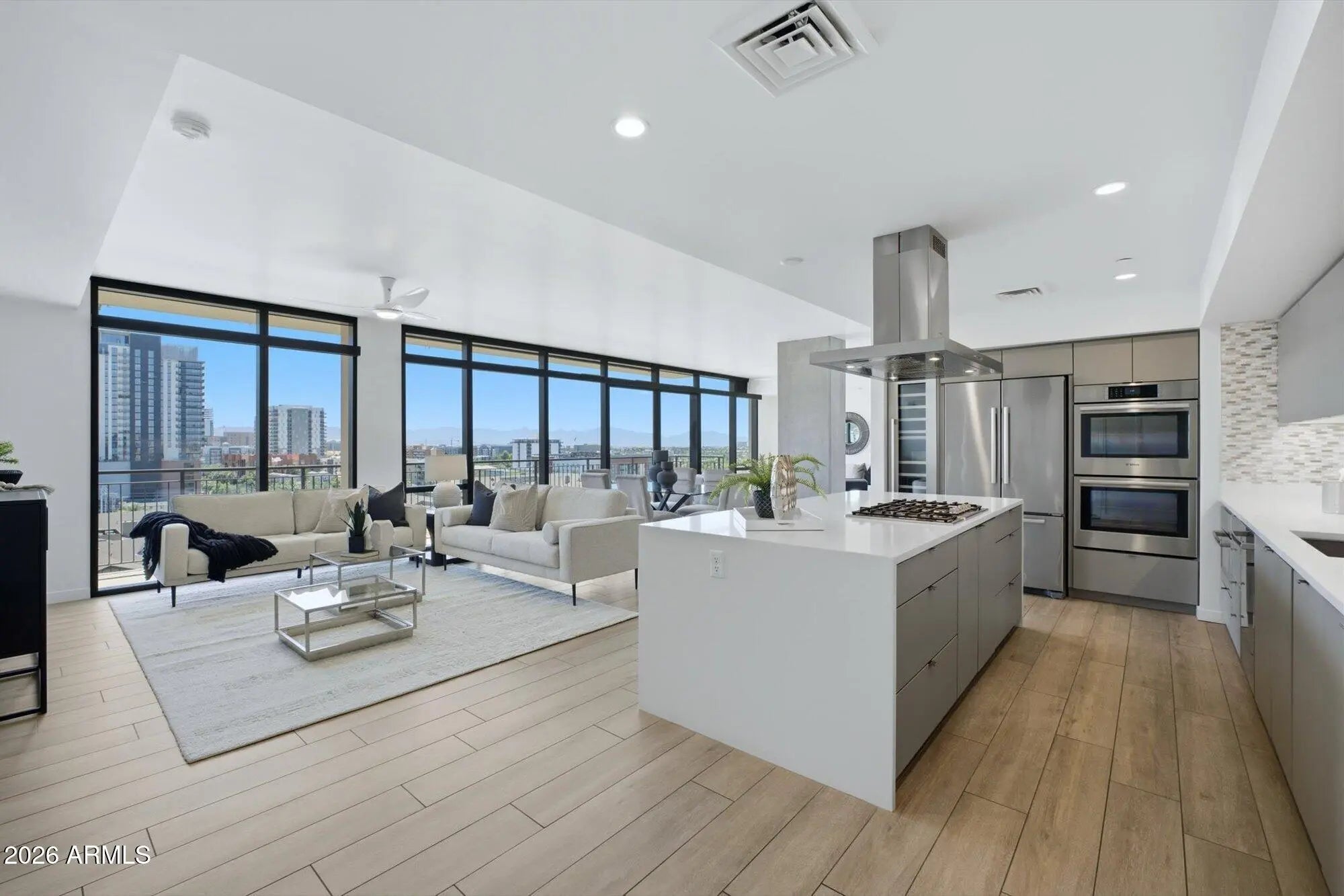 Photo of Listing #7017739